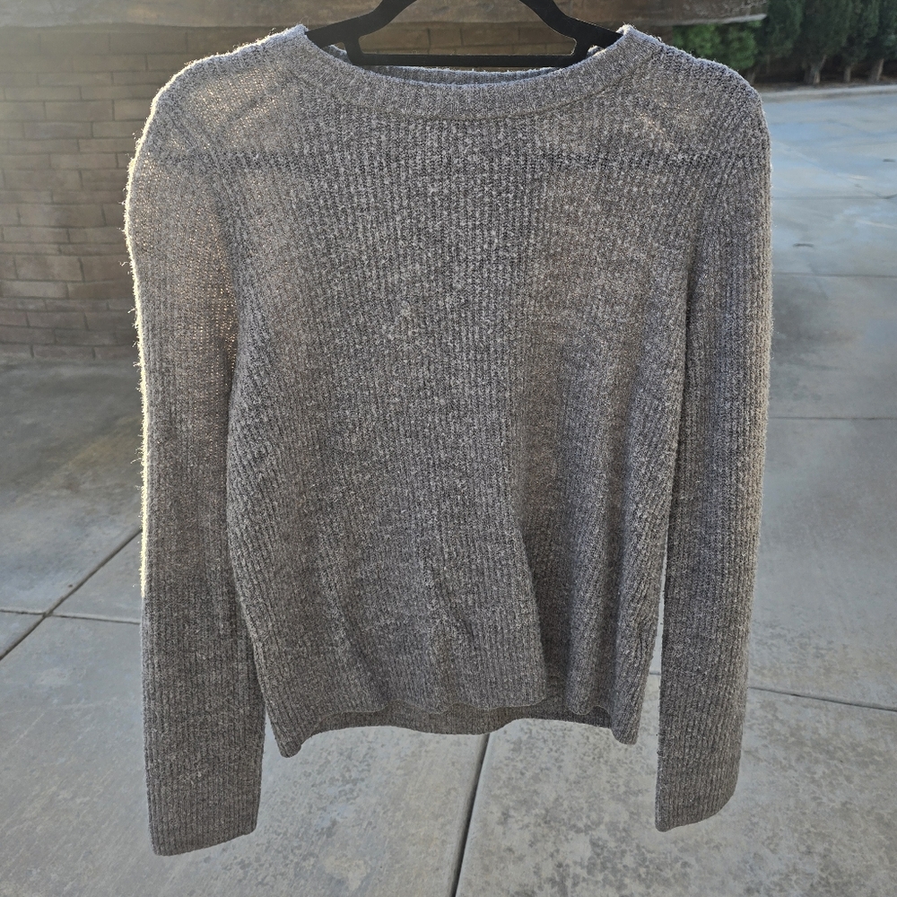Old Navy Gray Knit Sweater